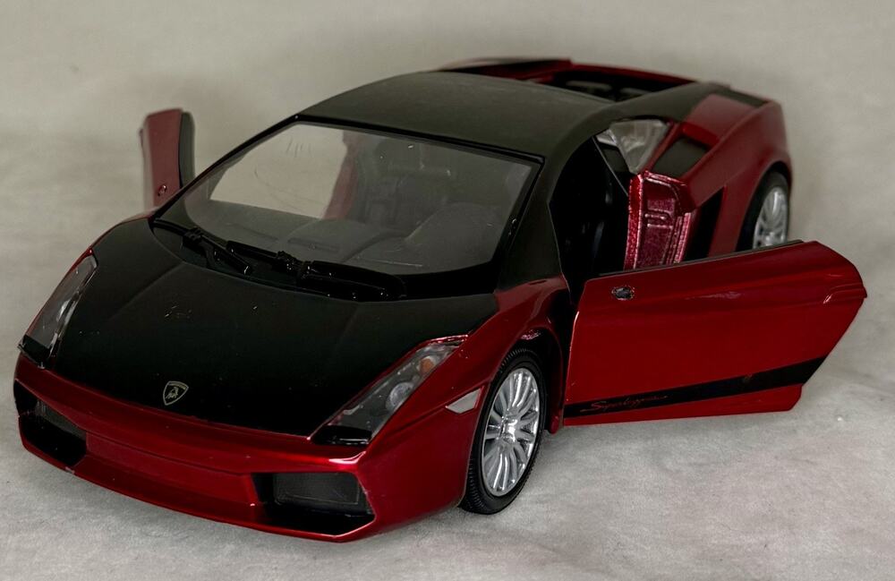 Hallmark Garage Lamborghini Gallardo Superleggera 1:24 Scale Red NO SIDE MIRRORS